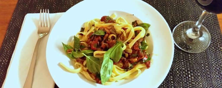 Fettuccine with Sun-dried Tomatoes and Sunflower Seeds